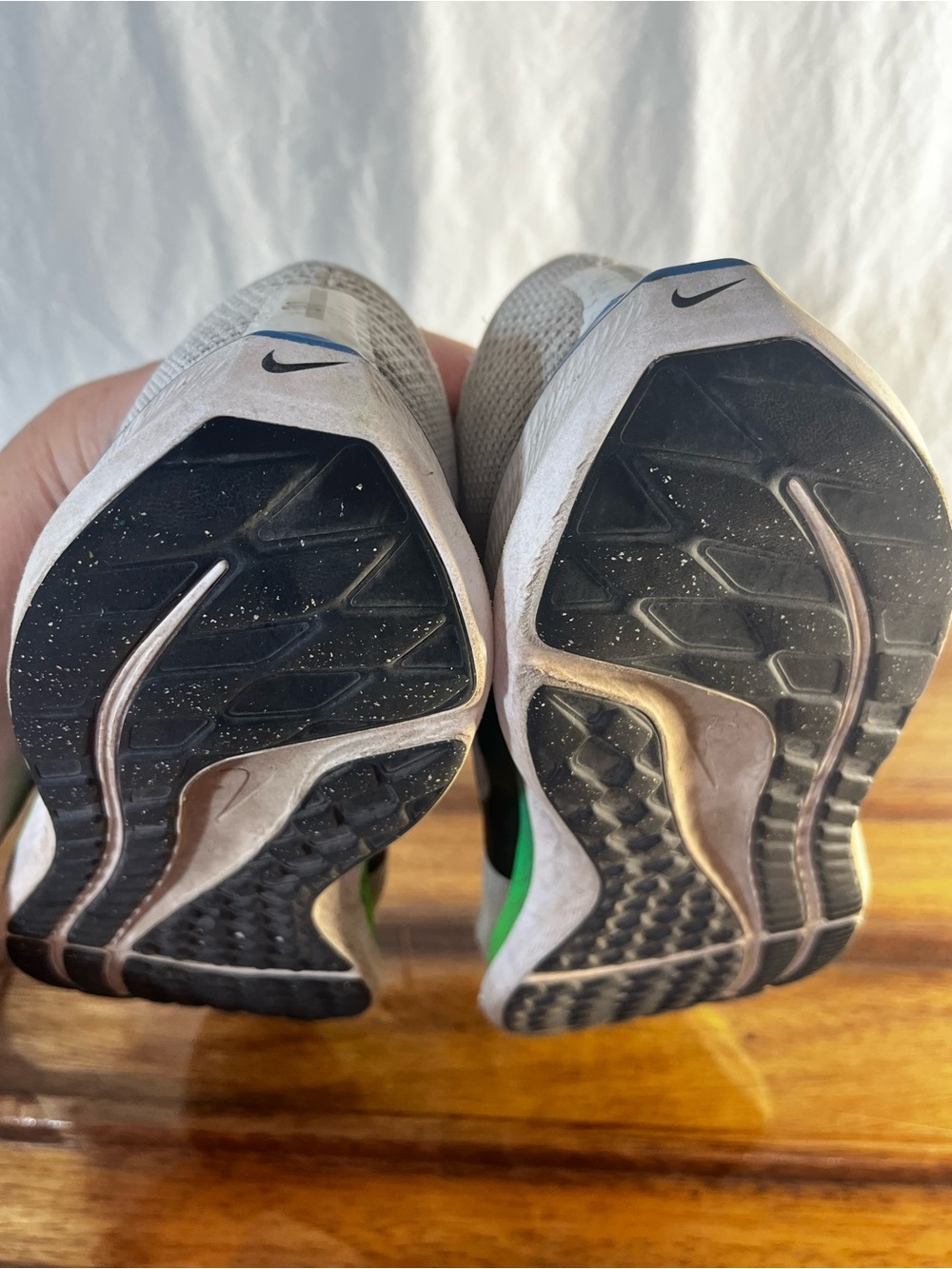 Nike Light Gray Mesh Running Shoes pegasus 40 men’s  size 8, Green/Blue Midsole - Picture 8 of 12